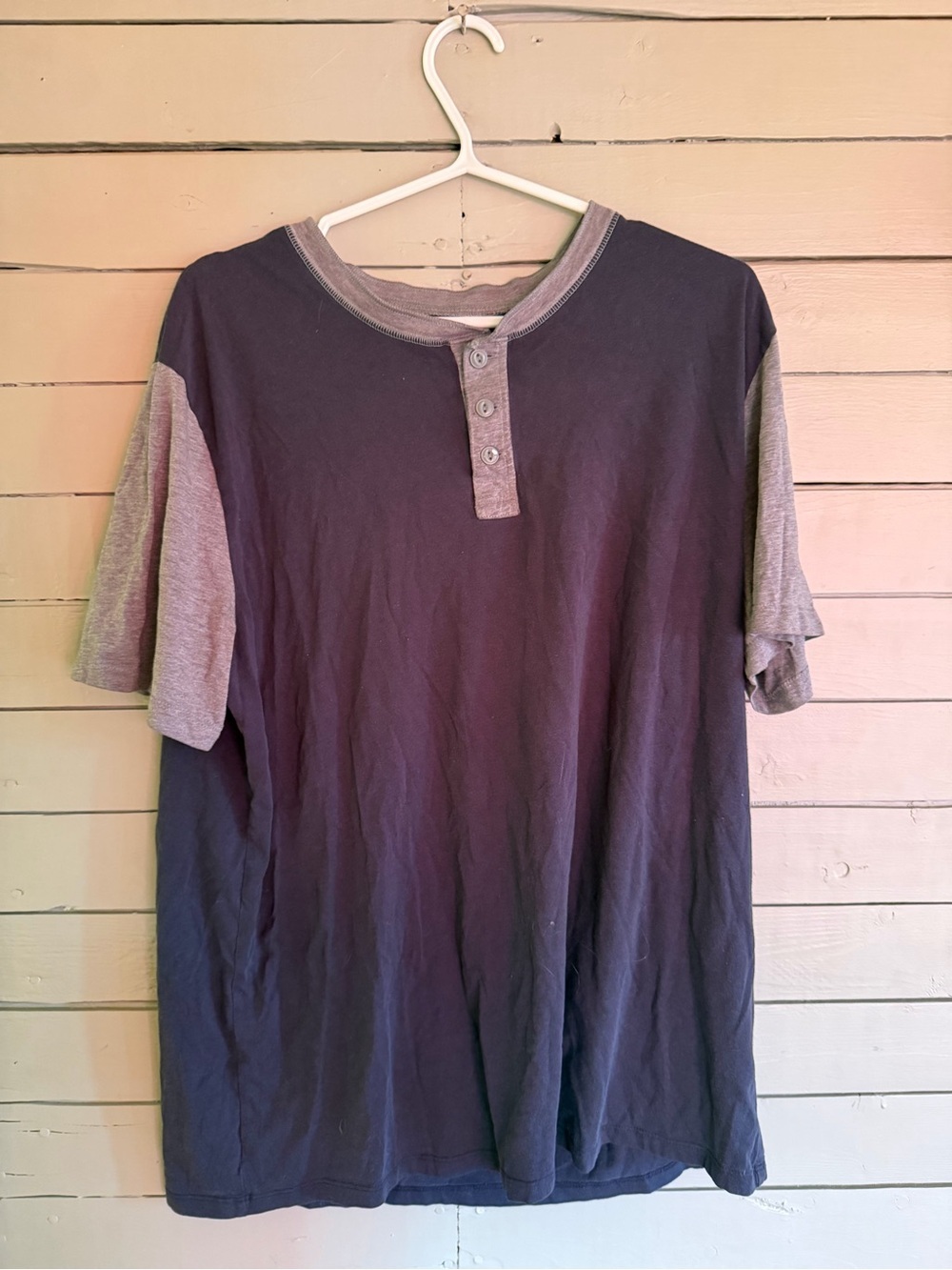 Old Navy Two-Tone Short-Sleeve Henley in Navy and Gray